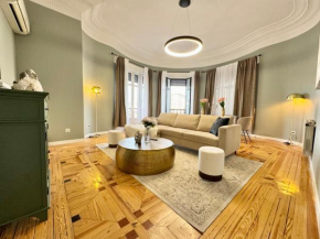 Elegance and Comfort in Madrid